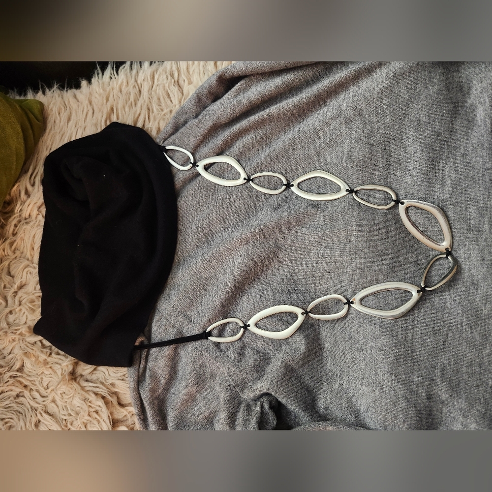Chicos Silver And Black Soft Suede Like Fabric Oval Link Necklace